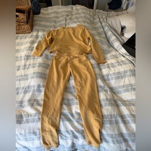 Skin Worldwide organic sweatsuit